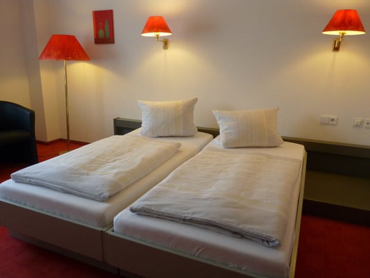Büscher's Hotel by null