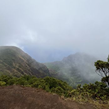 Waimea Canyon State Park - Cloudy view of the Nāpali Coast from above - Parks Near Me - Waimea, Hawaii Waimea Canyon State Park - Cloudy view of the Nāpali Coast from above - Parks Near Me - Waimea, Hawaii