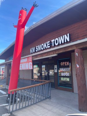 km tobacco SMOKE TOWN - Updated July 2026 - 2201 Tin Top Rd, Weatherford, Texas - Shops KM 0 SOLO Blendfeel Aroma