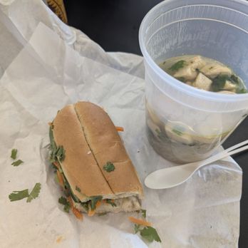 Banh Shop - Banh mi with tofu and Vietnamese chicken soup - Vietnamese Near Me - Dallas, Texas Banh Shop - Banh mi with tofu and Vietnamese chicken soup - Vietnamese Near Me - Dallas, Texas