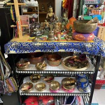 TIBETgift - Singing Bowls and other meditation bells - Bookstores Near Me - Evanston, Illinois