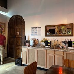 Urbanmama505 Kombuchery and Elixir Bar