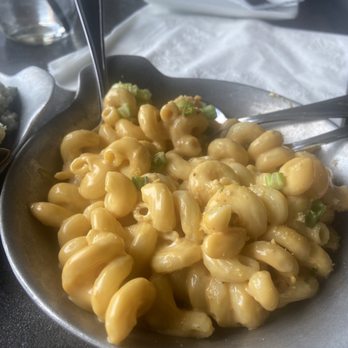 Biscuits and Bourbon - Mac and cheese - New American Near Me - Henderson, Nevada Biscuits and Bourbon - Mac and cheese - New American Near Me - Henderson, Nevada