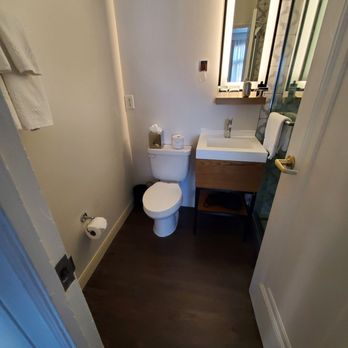 Hotel Spero - Bathroom - Hotels Near Me - San Francisco, California