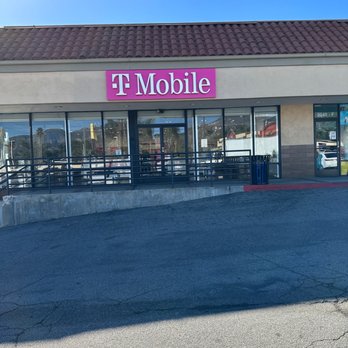 T-Mobile - 01/21/2023 12:59pm - Mobile Phones Near Me - San Fernando, California T-Mobile - 01/21/2023 12:59pm - Mobile Phones Near Me - San Fernando, California