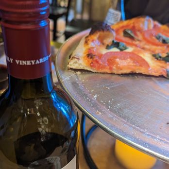 LouEddie's Pizza - Pizza Near Me - Skyforest, California