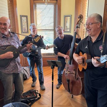 Bishops Hill Winery - Live music at the castle - Wineries Near Me - Joliet, Illinois
