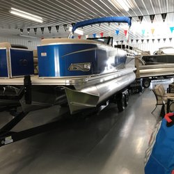 Shy Beaver Boat Center