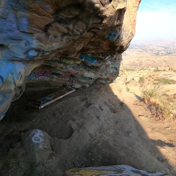Hummingbird Trail - Hiking Near Me - Simi Valley, California