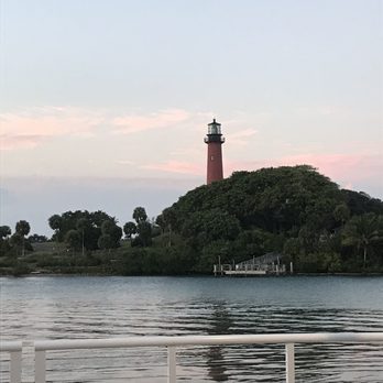 Lucky Shuck - Outside - Seafood Near Me - Jupiter, Florida