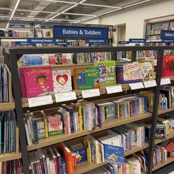 Barnes & Noble Booksellers - Bookstores Near Me - Hackensack, New Jersey Barnes & Noble Booksellers - Bookstores Near Me - Hackensack, New Jersey