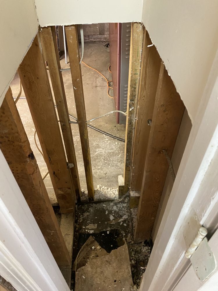 Slide of Kentucky Bathroom & Remodel