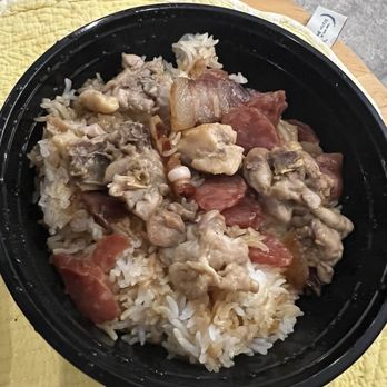 Clay Pot Cafe - Chicken Chinese Sausage And Bacon Clay Pot Rice - Cantonese Near Me - Boston, Massachusetts
