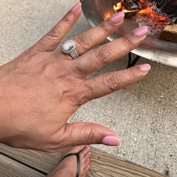 Classy Nails & Spa - Dip fingernails and reg toenail polish - Nail Salons Near Me - Vernon Hills, Illinois
