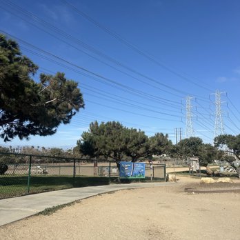 Redondo Beach Dog Park - Dog areas - Dog Parks Near Me - Redondo Beach, California Redondo Beach Dog Park - Dog areas - Dog Parks Near Me - Redondo Beach, California