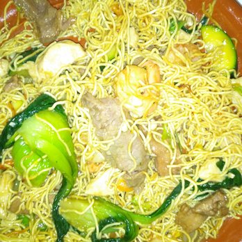 Li Hing - Combination Chow Fun...after mixing it all in together - Chinese Near Me - Chicago, Illinois