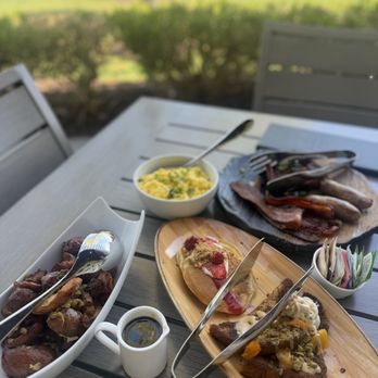 Salamander Middleburg - Brunch. You will need a reservation since it is a tasting menu. - Resorts Near Me - Middleburg, Virginia Salamander Middleburg - Brunch. You will need a reservation since it is a tasting menu. - Resorts Near Me - Middleburg, Virginia
