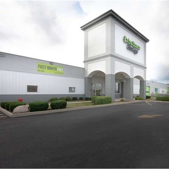 Extra Space Storage - Alternate Beauty Image - Extra Space Storage at 5701 Ogden Ave, Cicero, IL 60804 - Self Storage Near Me - Cicero, Illinois