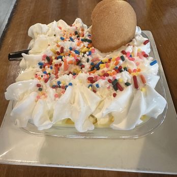 Backwoods Burgers - Banana pudding - Burgers Near Me - Oakdale, California Backwoods Burgers - Banana pudding - Burgers Near Me - Oakdale, California