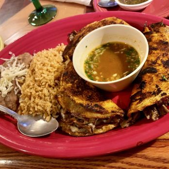 Santiago's Mexican Restaurant - Quesabirria - Mexican Near Me - La Grange, Illinois Santiago's Mexican Restaurant - Quesabirria - Mexican Near Me - La Grange, Illinois
