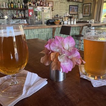 The Parlay - Tank 7 Saison (L) and Pussy Grabs Back (R) - Cupcakes Near Me - Wailuku, Hawaii The Parlay - Tank 7 Saison (L) and Pussy Grabs Back (R) - Cupcakes Near Me - Wailuku, Hawaii