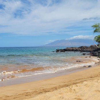 Maluaka Beach - Beaches Near Me - Kihei, Hawaii