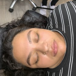 The Brow Mama - Wax+shape+tint+lamination