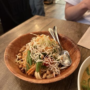 Mawn - Papaya Salad - Cambodian Near Me - Philadelphia, Pennsylvania Mawn - Papaya Salad - Cambodian Near Me - Philadelphia, Pennsylvania