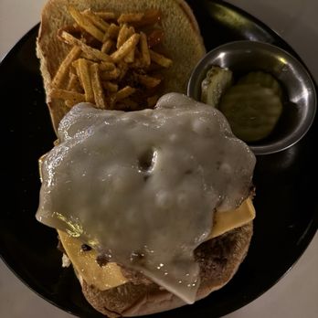 Glass & Vine - This is the happy hour burger. It is excellent. - New American Near Me - Miami, Florida Glass & Vine - This is the happy hour burger. It is excellent. - New American Near Me - Miami, Florida