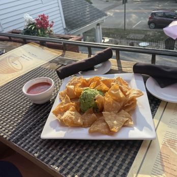El Molcajete - Chips and Guacamole - Mexican Near Me - Geneva, Illinois El Molcajete - Chips and Guacamole - Mexican Near Me - Geneva, Illinois