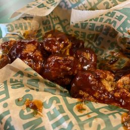Wings with bbq sauce Wings with bbq sauce