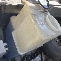 Jiffy Lube - Windshield fluid not topped off.