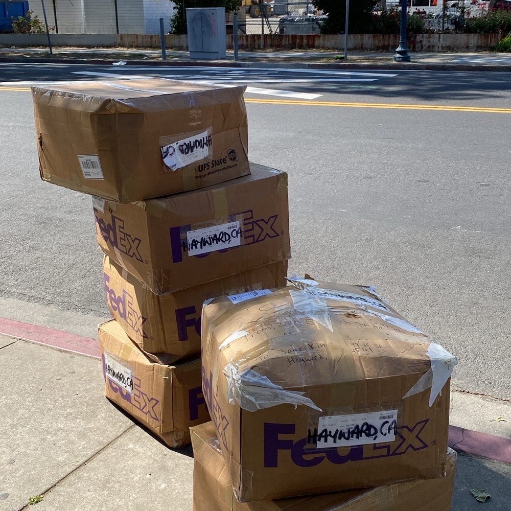 Greyhound Bus Lines - packages in one piece - Transportation Near Me - Hayward, California Greyhound Bus Lines - packages in one piece - Transportation Near Me - Hayward, California
