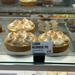 La Boulangerie & Co - California - Lemon Meringue Pie