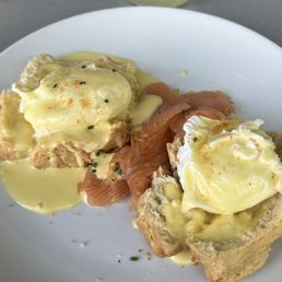Eggs Benedict