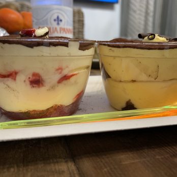 Two Sizes - Side view of strawberry and caramel Tiramisù - Desserts Near Me - Rome, RM Two Sizes - Side view of strawberry and caramel Tiramisù - Desserts Near Me - Rome, RM