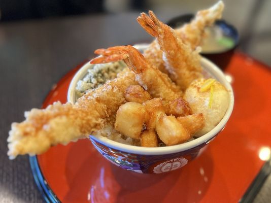 Tendon Tempura Carlos Jr by null