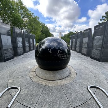 Bicentennial Capitol Mall State Park - WWII memorial - Parks Near Me - Nashville, Tennessee Bicentennial Capitol Mall State Park - WWII memorial - Parks Near Me - Nashville, Tennessee