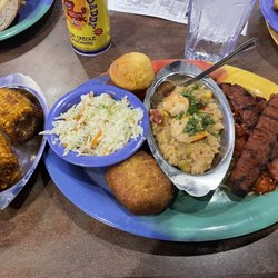 Gulf Shores Restaurant & Grill - Bourbon Street Combo w/ cole slaw & corn on the cob