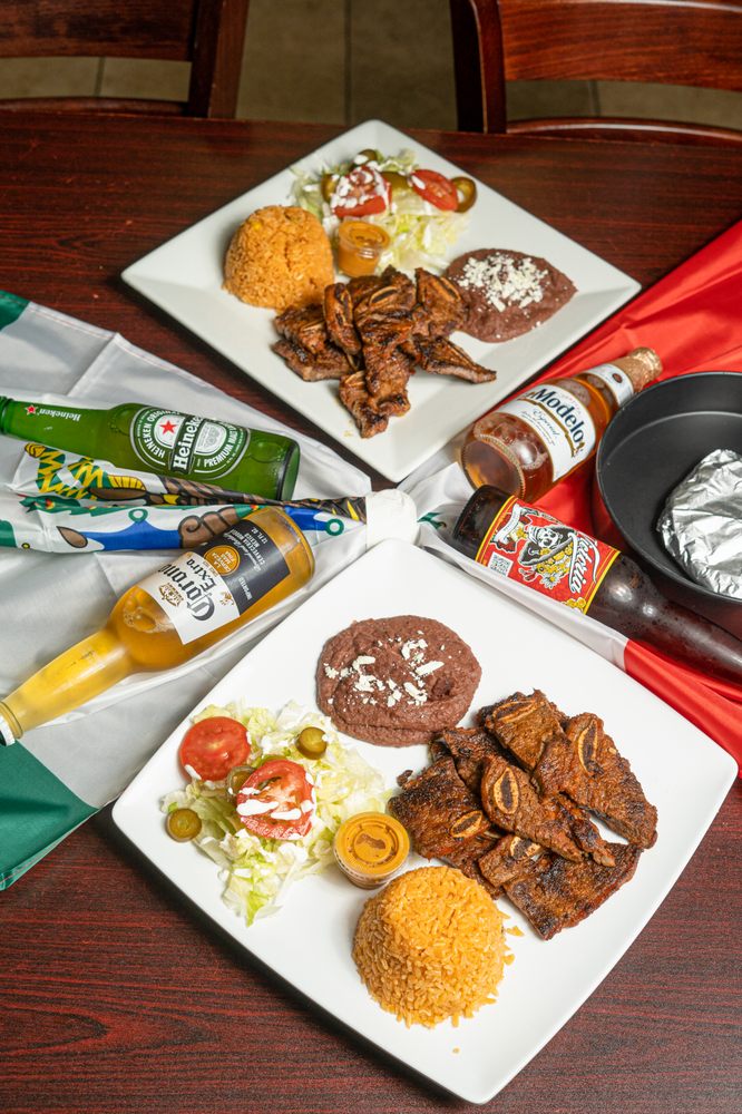Super Tienda Latina & Restaurant 