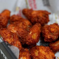 Happy's Pizza - Delivering MORE than just Great Pizza ...Pizza, Ribs, Chicken, Seafood