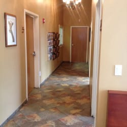 Healing Arts Veterinary Center - Hall to exam rooms