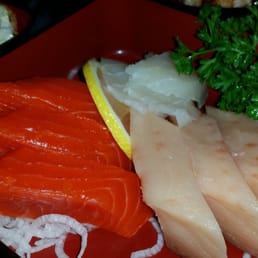 Sashimi from Lunch Box Set, look the size, and so fresh too!
