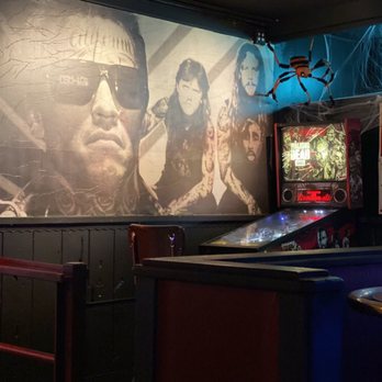 Retro Junkie - Cocktail Bars Near Me - Walnut Creek, California