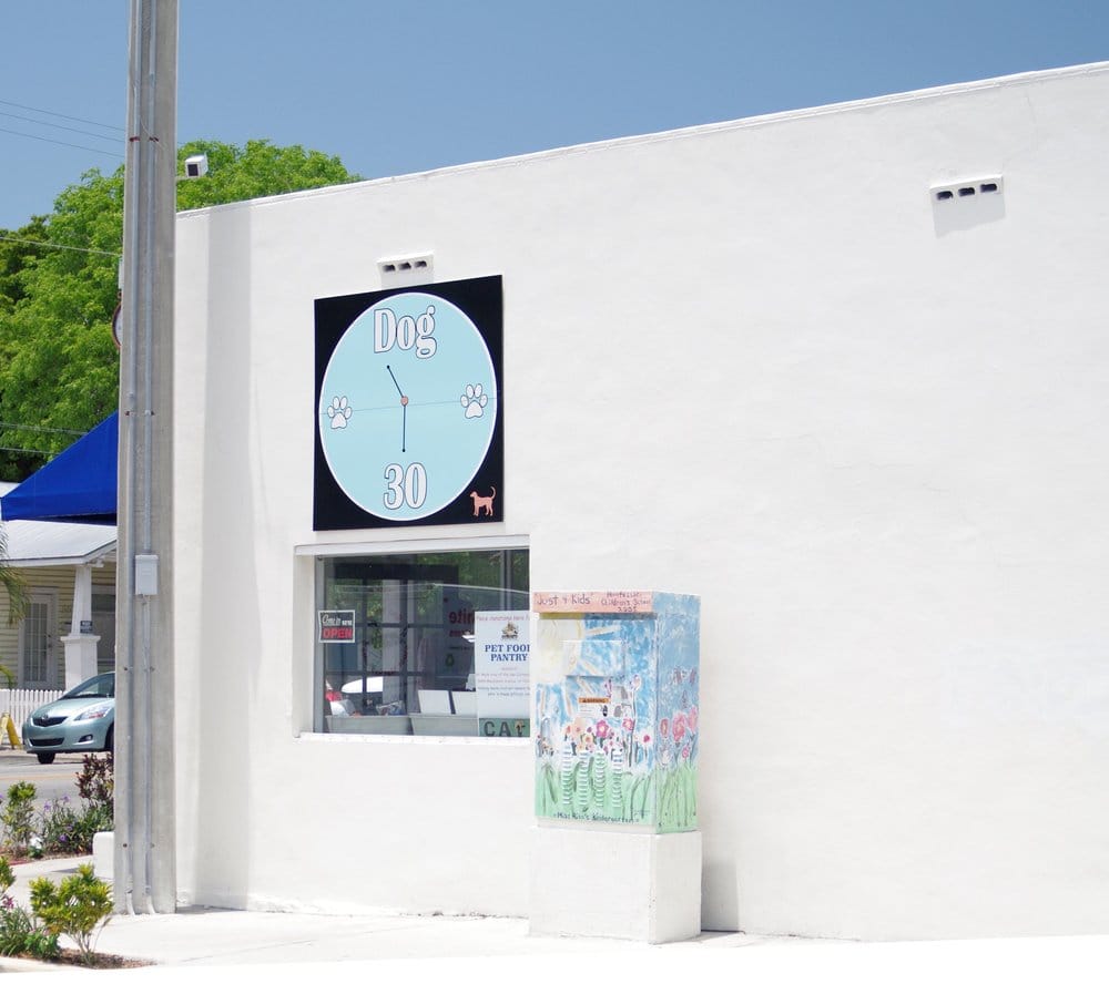 Lilly & Lola's Pet Boutique Image