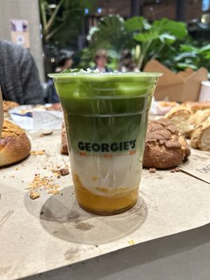 Georgie’s Cafe & Bar by null