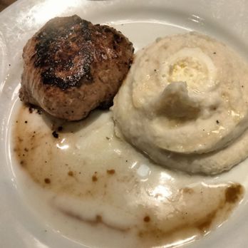 LongHorn Steakhouse - Sirloin with mashed potatoes - Steakhouses Near Me - Orlando, Florida LongHorn Steakhouse - Sirloin with mashed potatoes - Steakhouses Near Me - Orlando, Florida