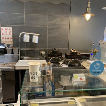 Little Gem Belgian Waffles - They back a fresh waffle after the order - Desserts Near Me - Berkeley, California Little Gem Belgian Waffles - They back a fresh waffle after the order - Desserts Near Me - Berkeley, California