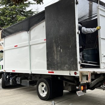 Diaz Hauling - Junk Removal & Hauling Near Me