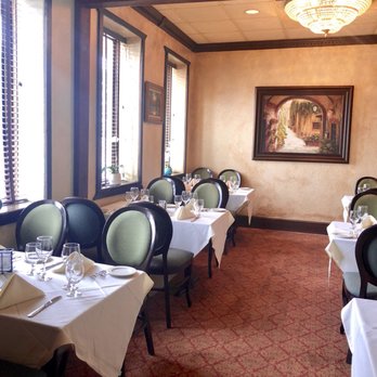 Il Villaggio - Dining area - Italian Near Me - Cherry Hill, New Jersey Il Villaggio - Dining area - Italian Near Me - Cherry Hill, New Jersey